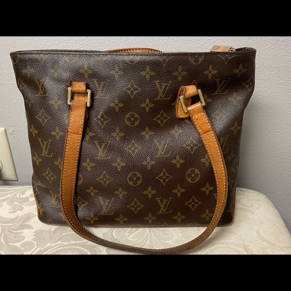 AUTHENTIC LOUIS VUITTON